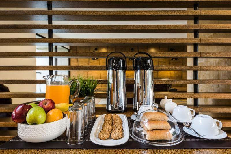 Travelers Rio Verde Living Suites Ριονέγρο Εξωτερικό φωτογραφία